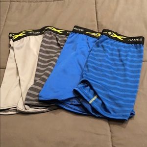 Boy’s Hanes athletic boxer briefs XL 4 pack!